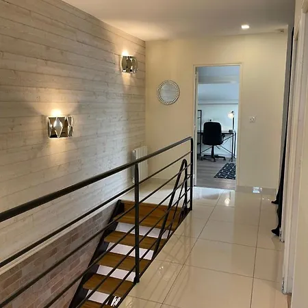 Superbe Loft Centre-ville Apartment Montlucon