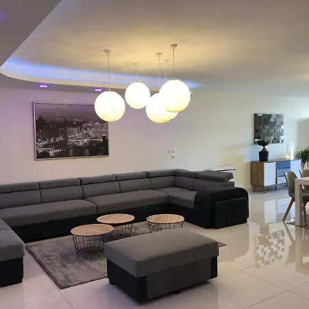 Superbe Loft Centre-ville Apartment *