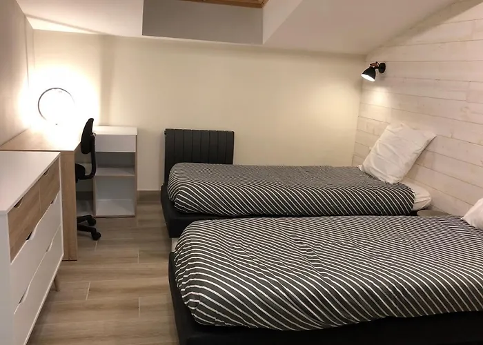 Superbe Loft Centre-ville Апартаменты *